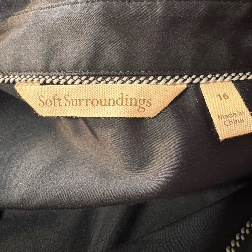 Soft Surroundings Black Button-down Blouse NWOT - image 3